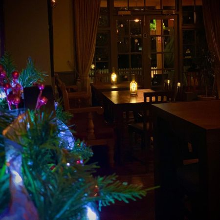 Crown & Anchor Hotel Woking Luaran gambar