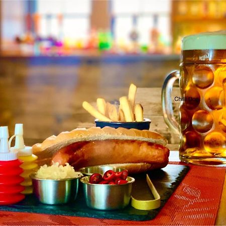 Crown & Anchor Hotel Woking Luaran gambar