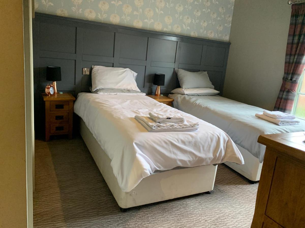 Crown & Anchor Hotel Woking Luaran gambar