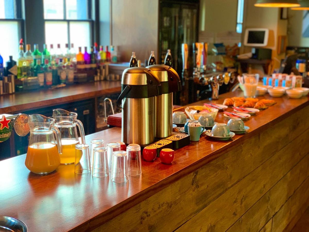 Crown & Anchor Hotel Woking Luaran gambar